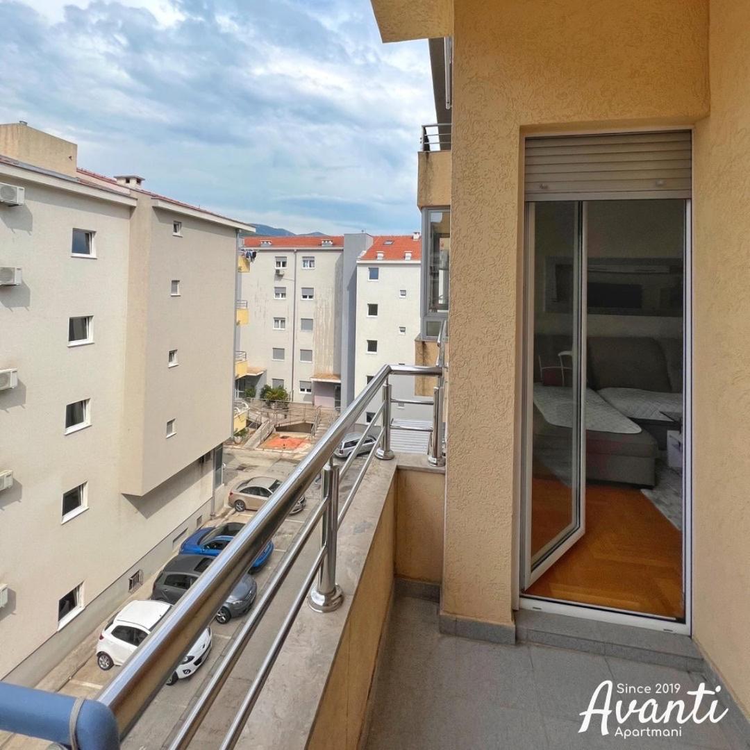 Apartmani Avanti Budva Luaran gambar